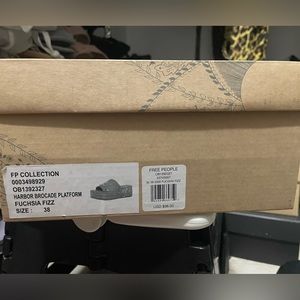 New Free People harbor brocade platform sandals Size 38